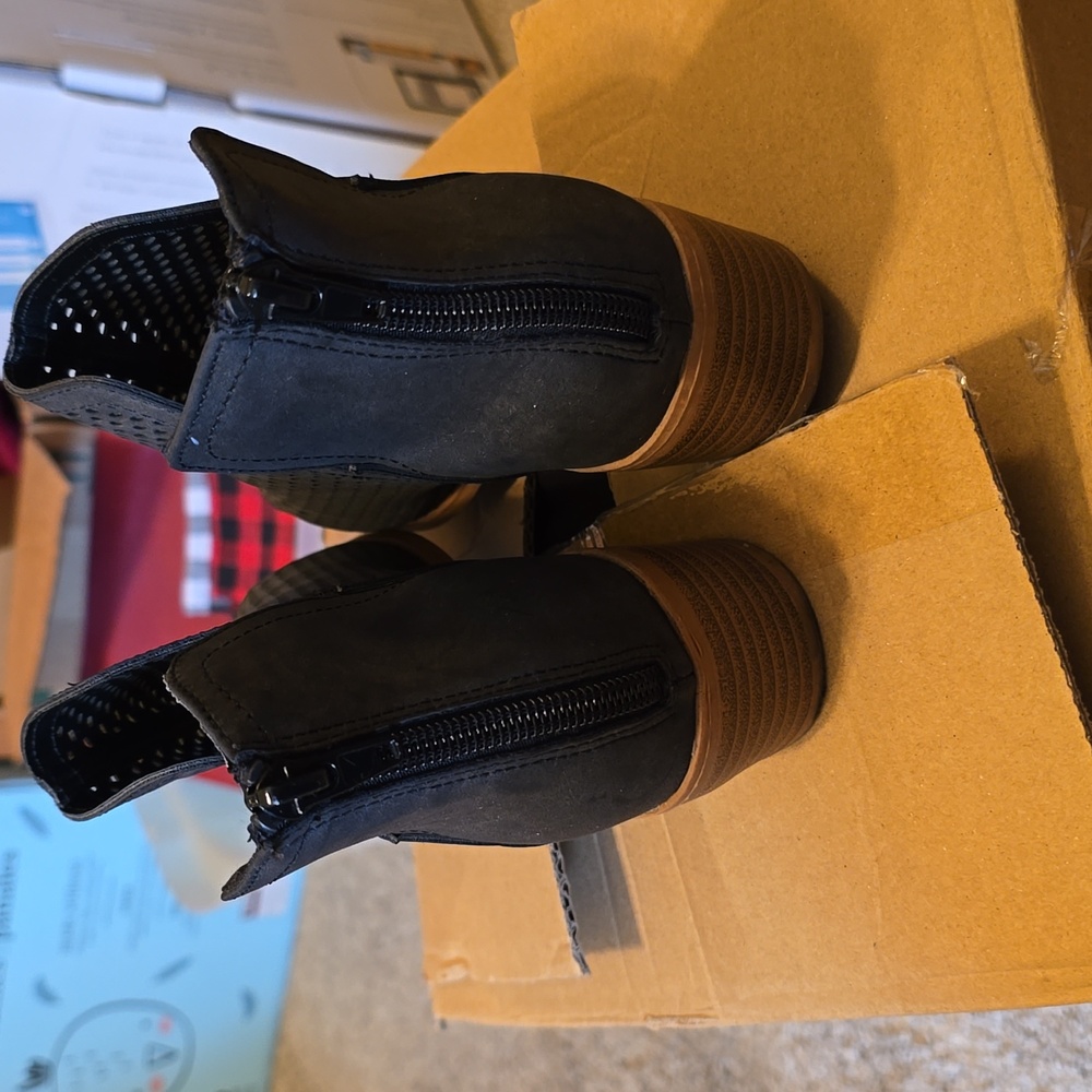 Booties - Picture 2 of 6
